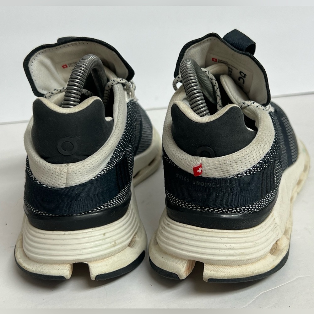 On Cloudnova Women’s Size 8 Black White Athletic Running Shoes - Picture 7 of 11
